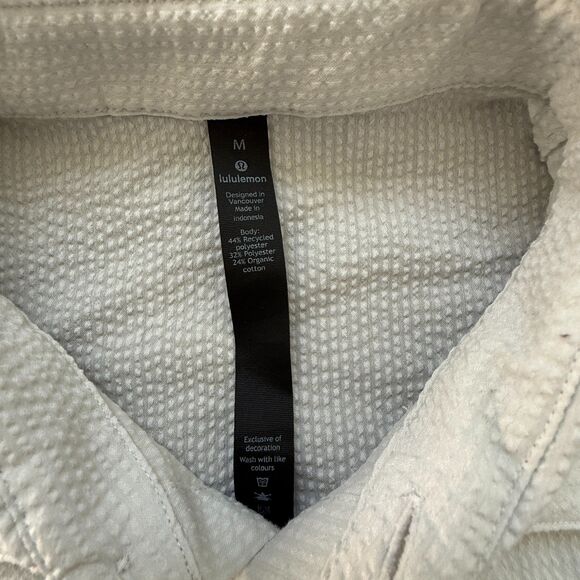 Lululemon Shirt Mens Medium Textured Grid Pocket Casual New Venture Short Sleeve - Picture 2 of 13